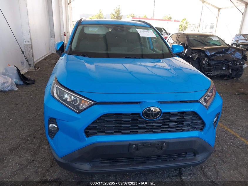 VIN 2T3W1RFV8KC008670 2019 TOYOTA RAV4 XLE/XLE PREMIUM