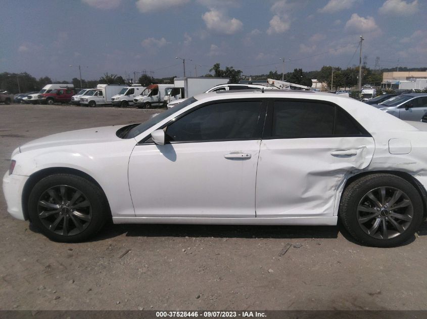 2014 CHRYSLER 300 S - 2C3CCAGG0EH381370