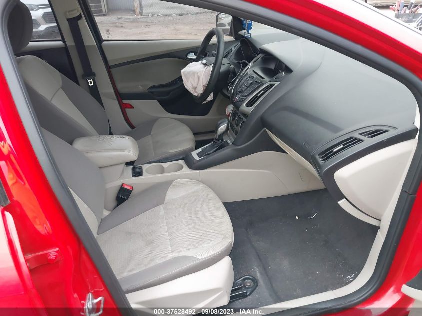 2014 FORD FOCUS SE - 1FADP3F27EL370655