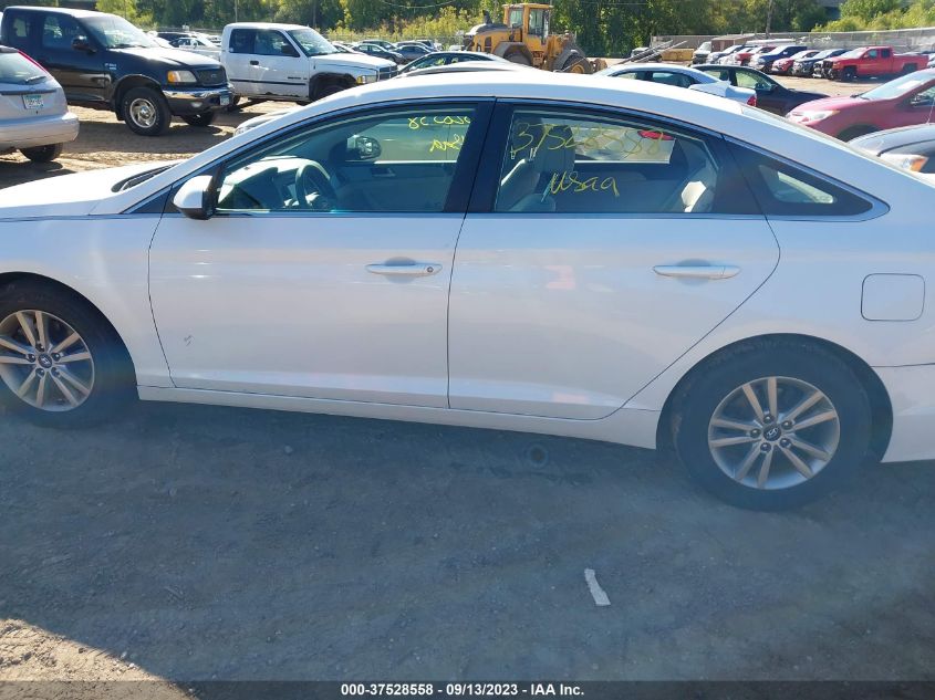 2016 HYUNDAI SONATA 2.4L SE - 5NPE24AFXGH358486