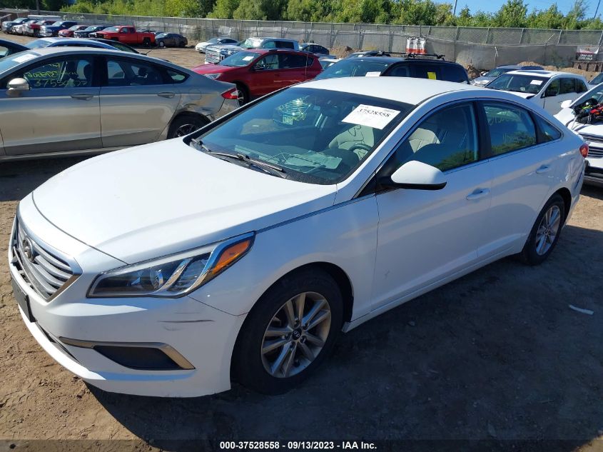 2016 HYUNDAI SONATA 2.4L SE - 5NPE24AFXGH358486