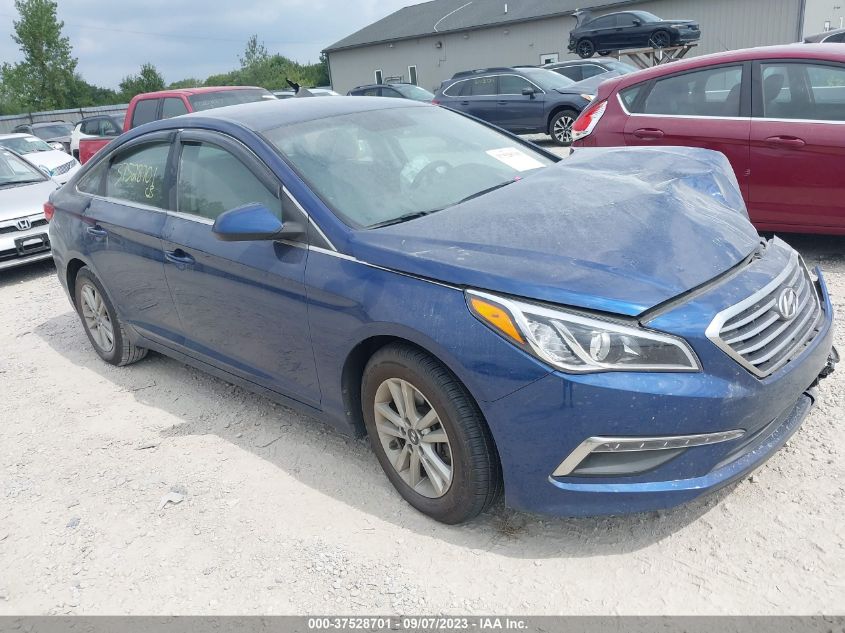 2015 HYUNDAI SONATA 2.4L SE - 5NPE24AF5FH220871