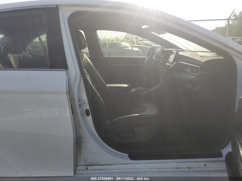 VIN 4T1G31AK9MU024397 2021 TOYOTA CAMRY HYBRID SE