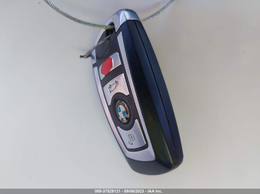 2013 BMW 7 SERIES 750I - WBAYA8C51DC996559