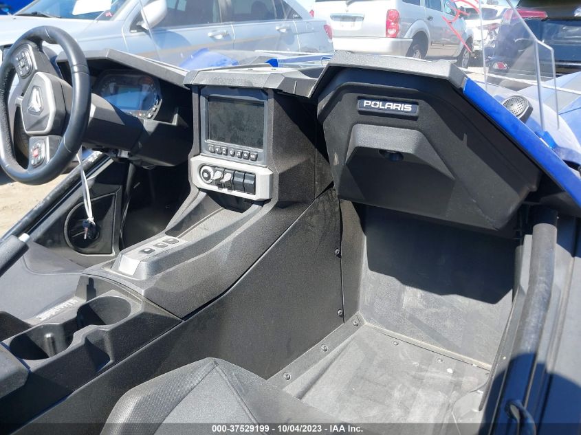 2022 POLARIS SLINGSHOT 57XAAPHD5N8151403
