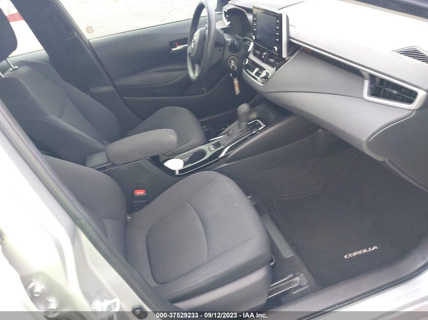 VIN JTDEPMAE2MJ176390 2021 TOYOTA COROLLA LE