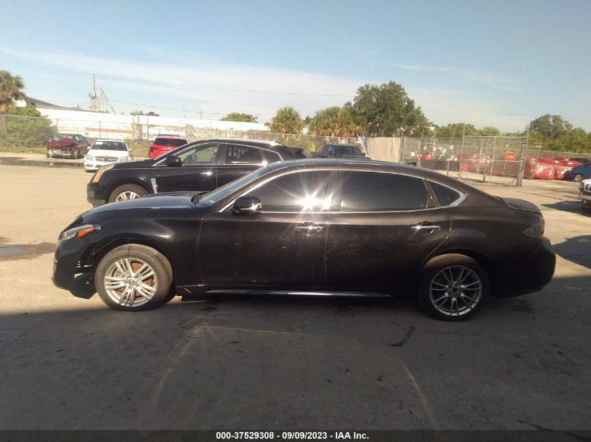 2018 INFINITI Q70L 3.7 LUXE JN1BY1PP1JM330169