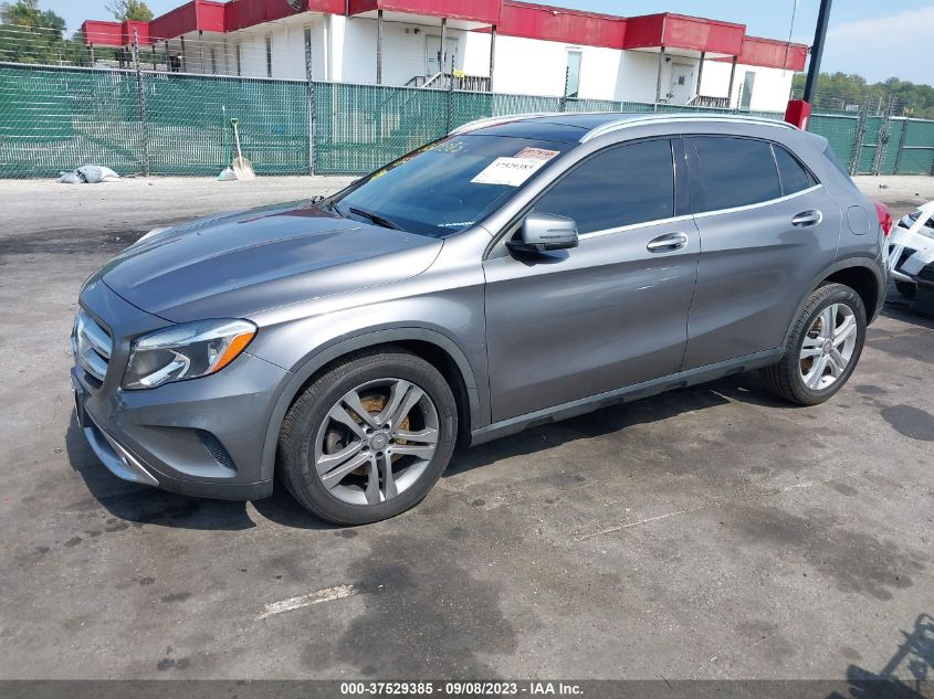 2017 MERCEDES-BENZ GLA 250 - WDCTG4GB6HJ310953