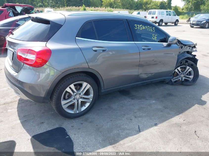 2017 MERCEDES-BENZ GLA 250 - WDCTG4GB6HJ310953
