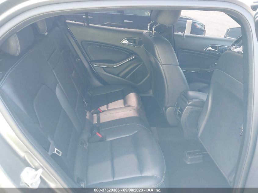 2017 MERCEDES-BENZ GLA 250 - WDCTG4GB6HJ310953
