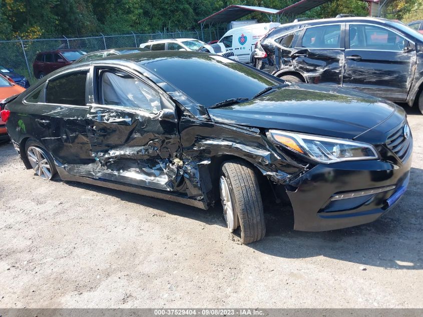 2015 HYUNDAI SONATA SE - 5NPE24AF3FH237118