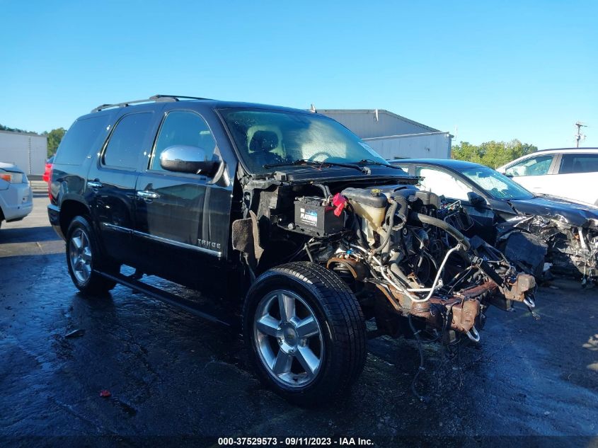 2013 CHEVROLET TAHOE LTZ - 1GNSKCE07DR277492