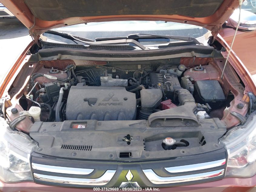 2014 MITSUBISHI OUTLANDER SE - JA4AD3A34EZ001216