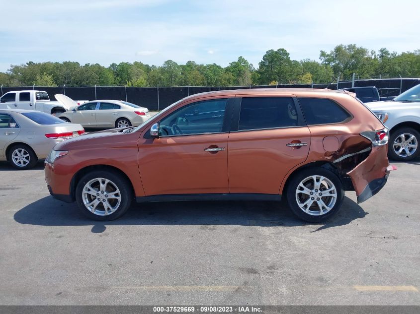 2014 MITSUBISHI OUTLANDER SE - JA4AD3A34EZ001216