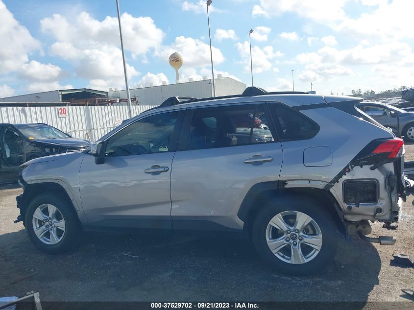 2019 TOYOTA RAV4 XLE - JTMW1RFV8KD002511
