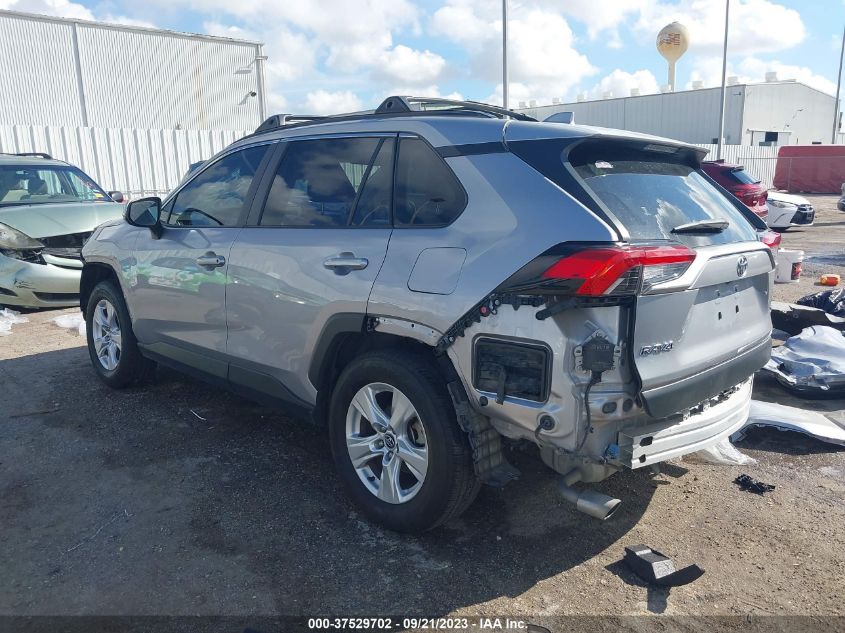 2019 TOYOTA RAV4 XLE - JTMW1RFV8KD002511