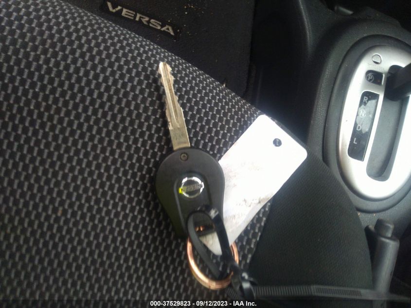 2017 NISSAN VERSA SEDAN SV - 3N1CN7AP2HL870241