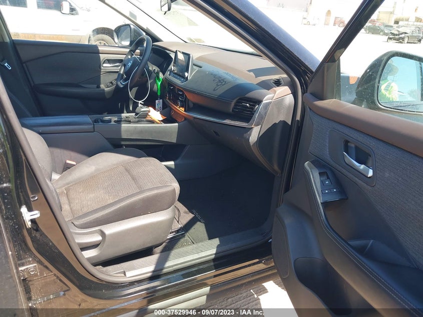 VIN 5N1AT3BB1MC717499 2021 NISSAN ROGUE SV