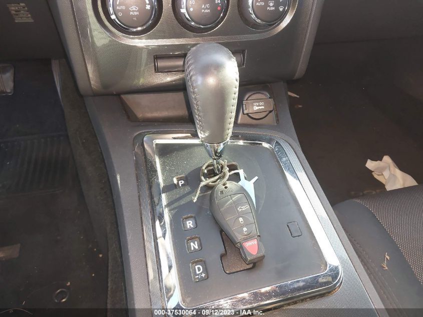 2014 DODGE CHALLENGER SXT - 2C3CDYAG2EH233140