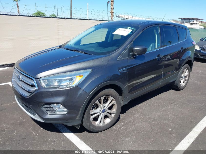 2017 FORD ESCAPE SE - 1FMCU0GD2HUC88193