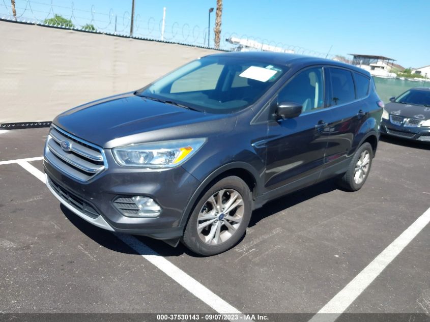 2017 FORD ESCAPE SE - 1FMCU0GD2HUC88193