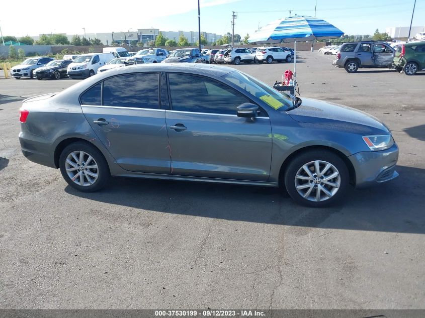 2013 VOLKSWAGEN JETTA SEDAN SE W/CONVENIENCE/SUNROOF - 3VWDP7AJ4DM440428