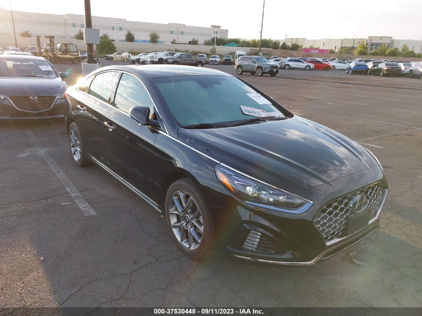 2018 HYUNDAI SONATA LIMITED - 5NPE34AB4JH660809