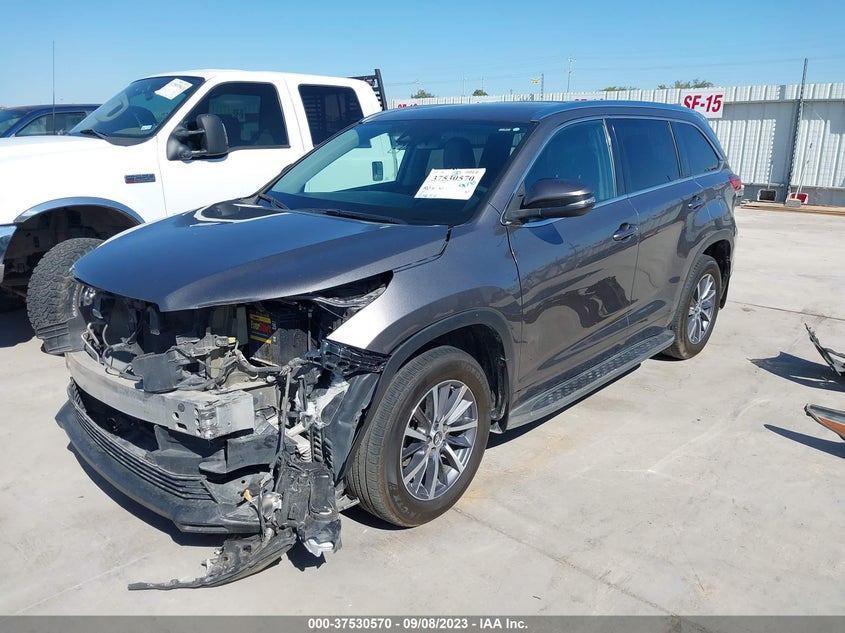 2018 TOYOTA HIGHLANDER SE/XLE VIN: 5TDKZRFH8JS546348