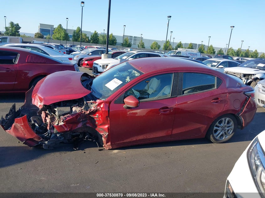 VIN 3MYDLBYV3JY319485 2018 TOYOTA YARIS IA