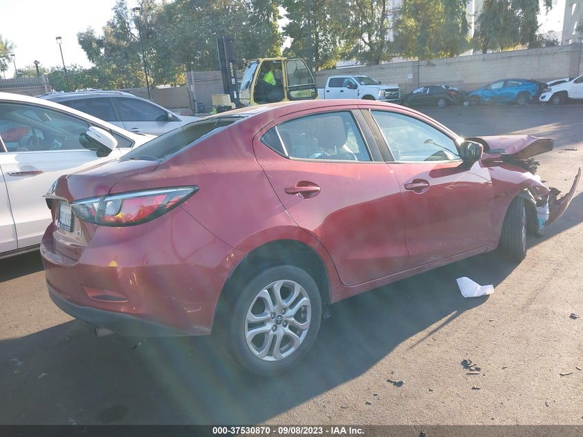 VIN 3MYDLBYV3JY319485 2018 TOYOTA YARIS IA