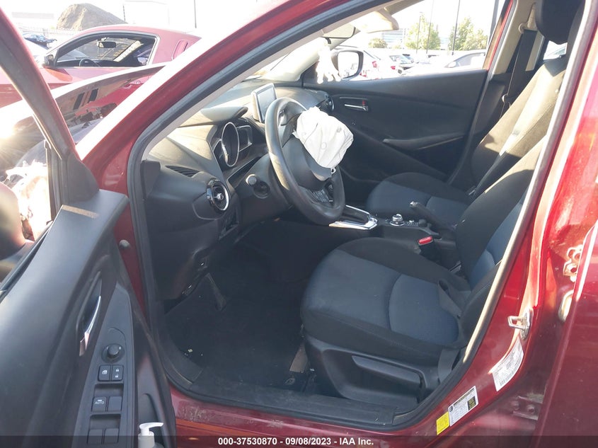 VIN 3MYDLBYV3JY319485 2018 TOYOTA YARIS IA