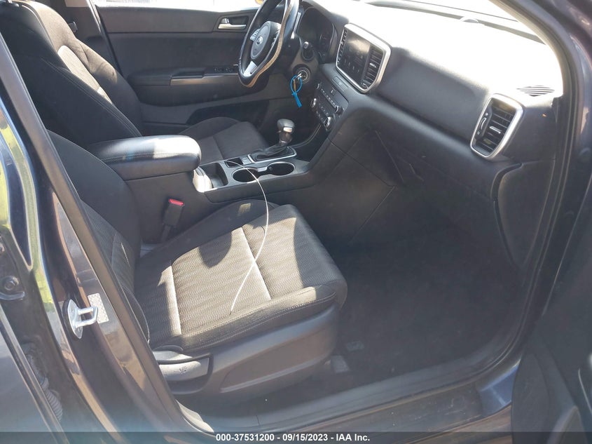VIN KNDPM3AC1L7712686 2020 KIA SPORTAGE LX