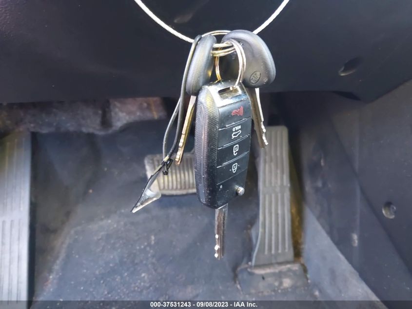 2018 KIA FORTE LX - 3KPFK4A76JE167852