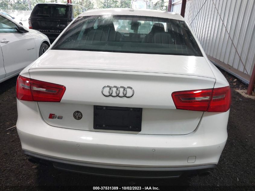 2014 AUDI S6 PRESTIGE - WAUF2AFC1EN008790