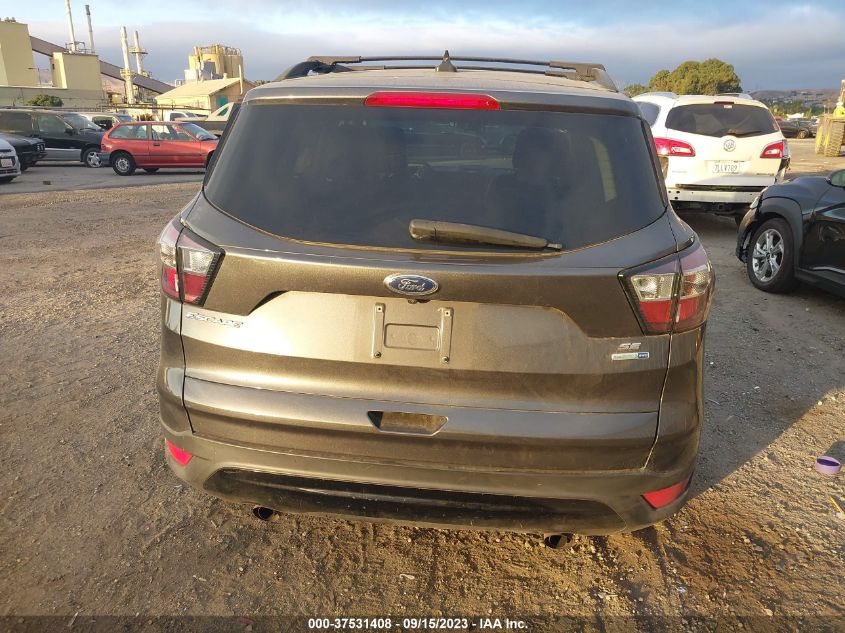 2018 FORD ESCAPE SE - 1FMCU9GD4JUA31644