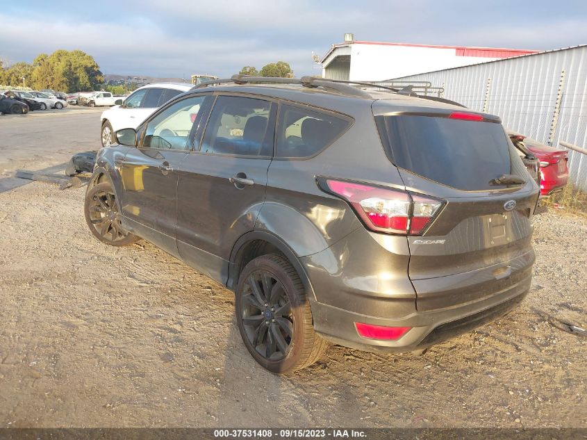 2018 FORD ESCAPE SE - 1FMCU9GD4JUA31644