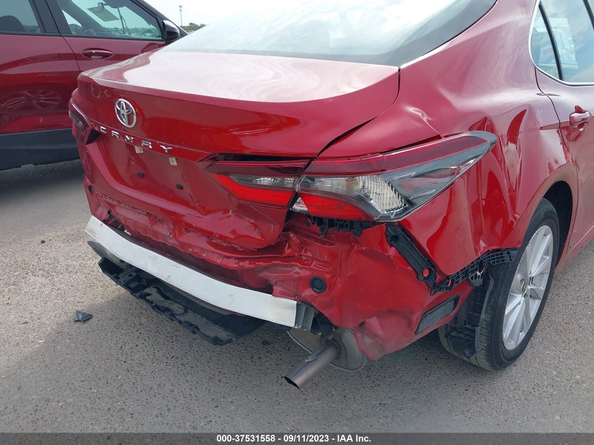 VIN 4T1C11AK1PU080472 2023 TOYOTA CAMRY LE