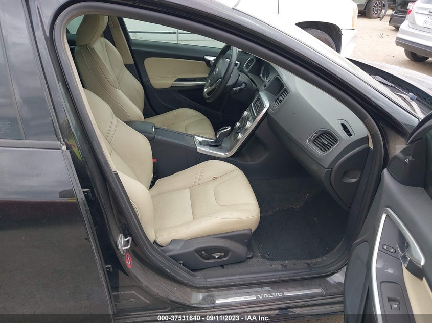 VIN YV126MFL8J2453797 2018 VOLVO S60 DYNAMIC