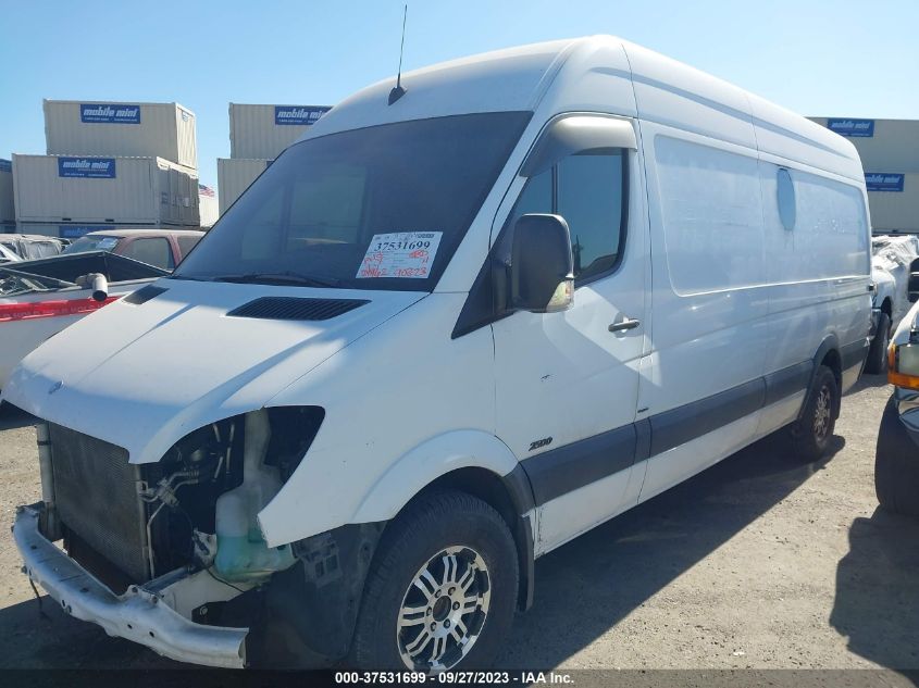 2013 MERCEDES-BENZ SPRINTER CARGO VANS WD3PE8CC9D5738340