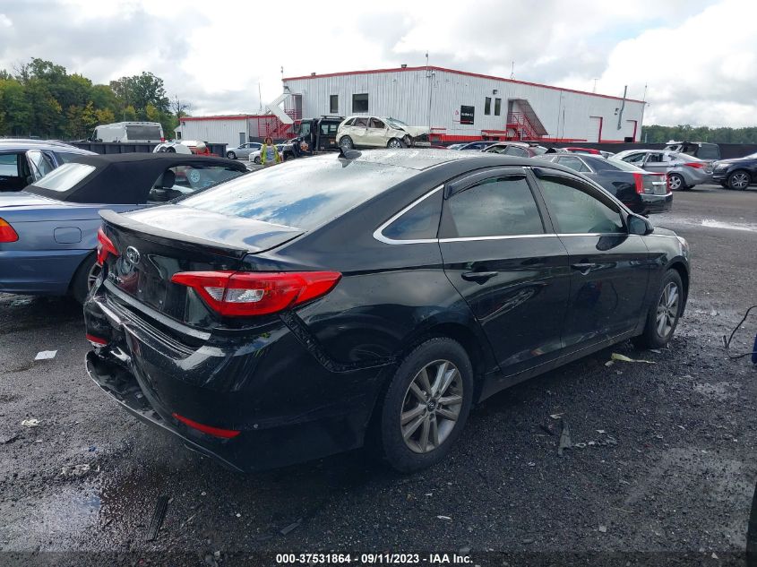 2015 HYUNDAI SONATA 2.4L SE - 5NPE24AF9FH197031