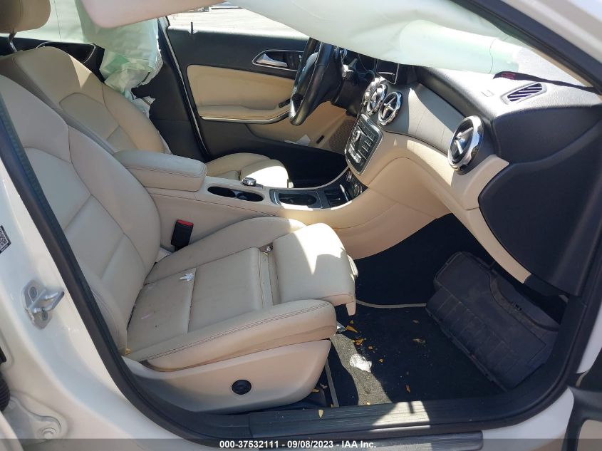 2018 MERCEDES-BENZ GLA GLA 250 - WDCTG4GB7JJ412056