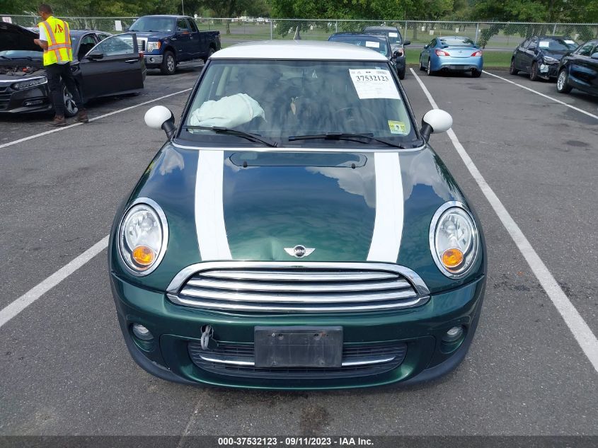 2013 MINI COOPER HARDTOP - WMWSU3C52DT548590