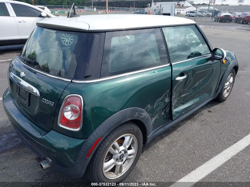 2013 MINI COOPER HARDTOP - WMWSU3C52DT548590