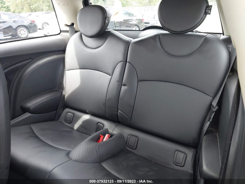 2013 MINI COOPER HARDTOP - WMWSU3C52DT548590