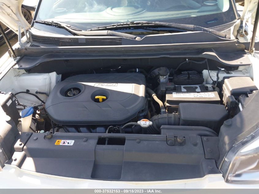 2016 KIA SOUL + - KNDJP3A50G7324384