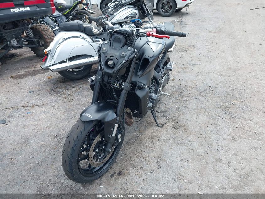 2023 YAMAHA MT09 JYARN71E4PA003818