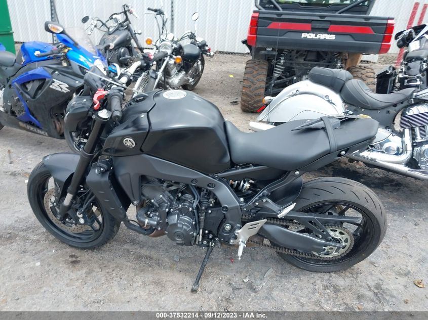 2023 YAMAHA MT09 JYARN71E4PA003818