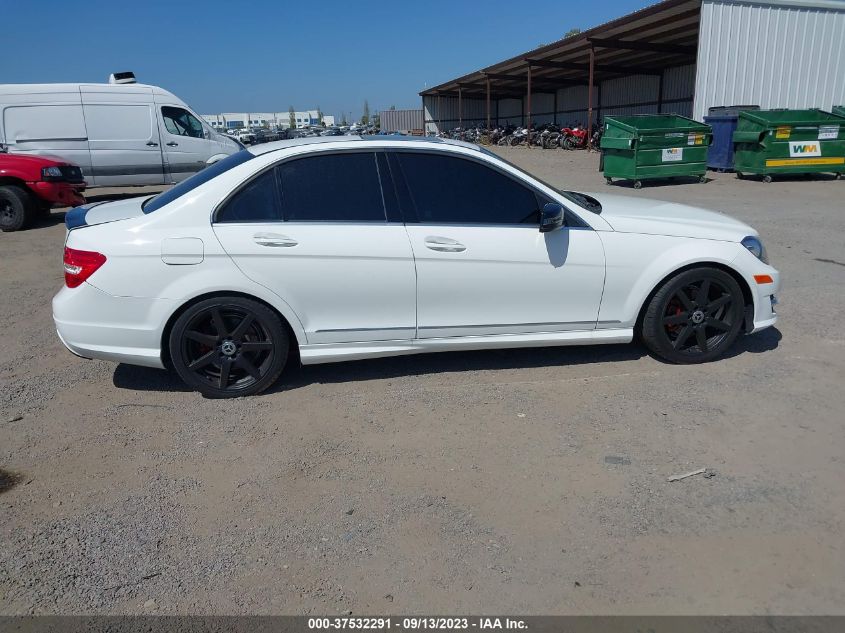 2014 MERCEDES-BENZ C-CLASS C 250 - WDDGF4HB5EG239512