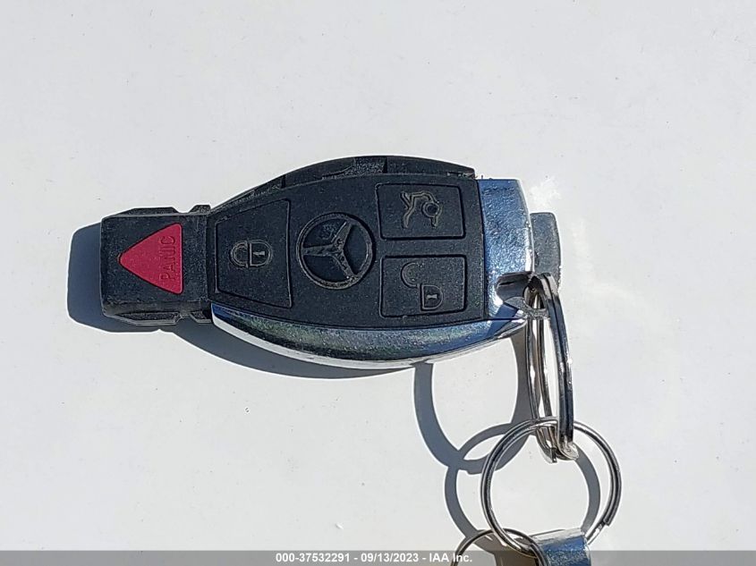 2014 MERCEDES-BENZ C-CLASS C 250 - WDDGF4HB5EG239512