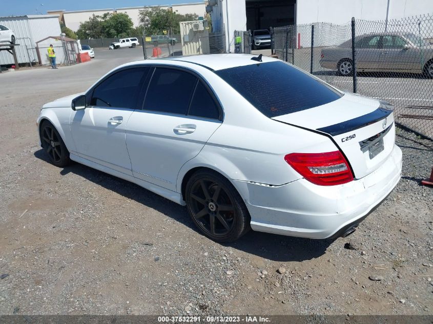2014 MERCEDES-BENZ C-CLASS C 250 - WDDGF4HB5EG239512